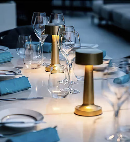 ✨ Yurda Luxe Premium Gouden Tafellamp – Touch Bediening met 3 Kleuren 🌟 | Elegante Nachtlamp voor Slaapkamer &amp; Woonkamer 🛋️ YURDA